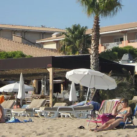 Le Cesaree Location De Parking Piscine Terrasse Wifi Апартаменты